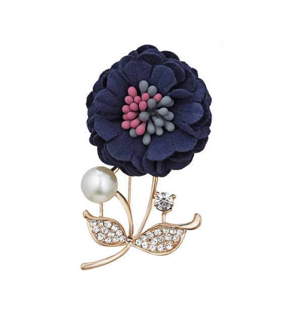 vintage style brooch