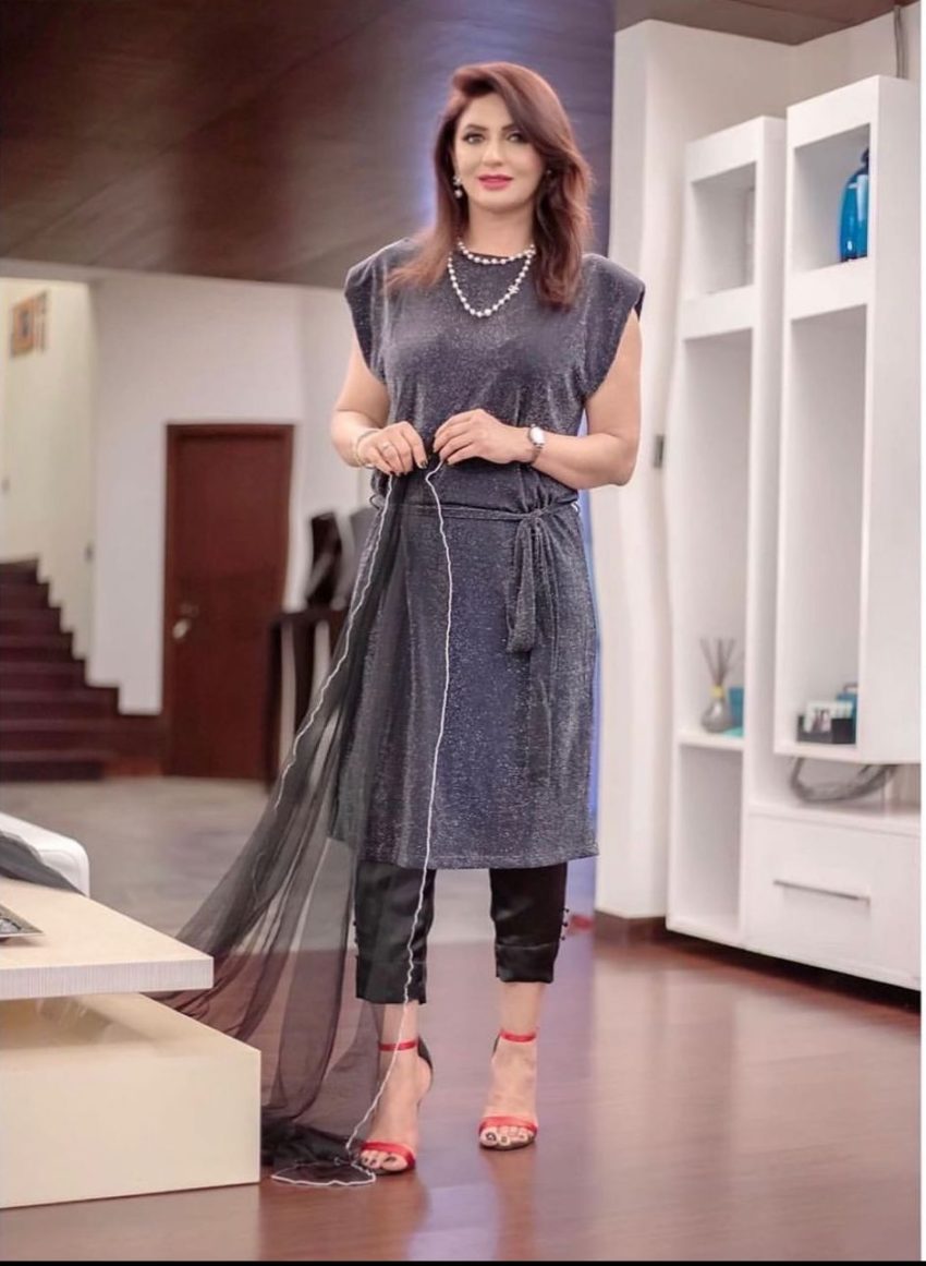 Moonlight Shirt With Straight Silk Pants And Net Dupatta 3-Piece
