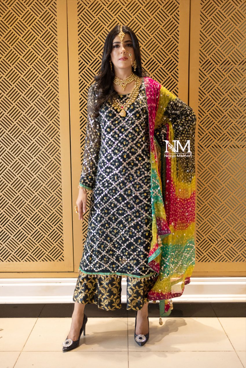 Chiffon Chunri Suit With Heavy Mukaish Work -3PC